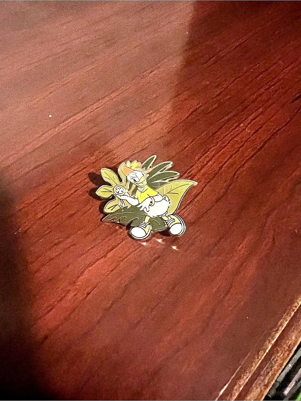 Disney Animal Kingdom Safari Series - Daisy Duck with Compass Daisy Duck Compass